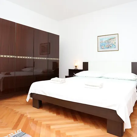 Apartments With A Parking Space Omis - 10351 Apartman